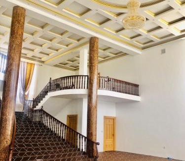 Kandahār House | AZ guest house