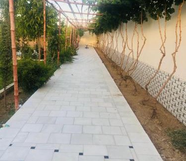 Kandahār House | AZ guest house