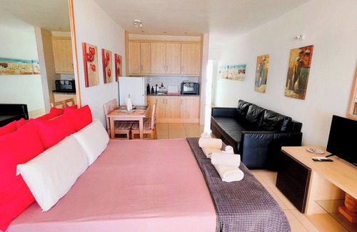 Arona Apartment | Azahara III Studio, Playa Las Vistas with wonderful seaview, pet friendly