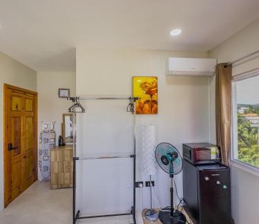 Vieux Fort Quarter Apartment | Azahyah Lumiere Suite - 12min from UVF Airport
