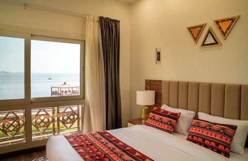 Abu Simbel Hotel | Azal Lagoons Resort Abu Simbel