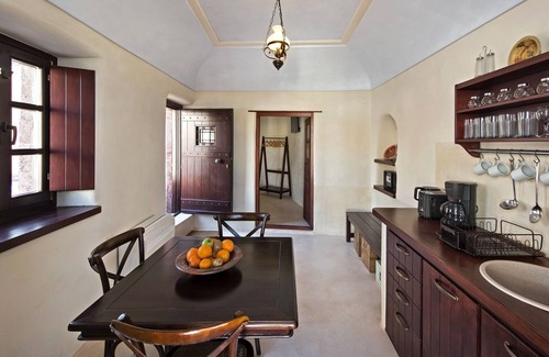 Finikia Hotel | Azalea Houses