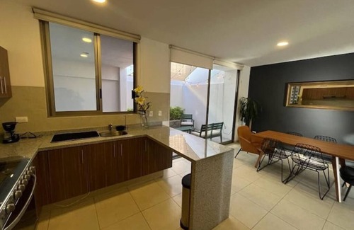 El Pueblito House | AZAR HOUSE.