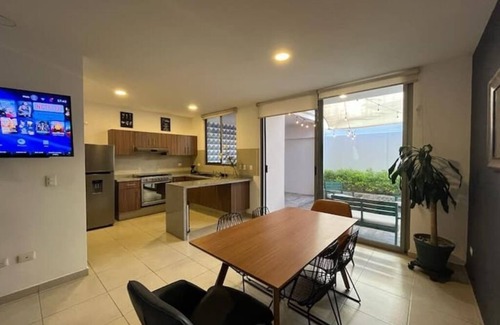 El Pueblito House | AZAR HOUSE.