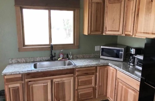 Panguitch Apartment | Azevedo Ranch - Cowboy Cabin