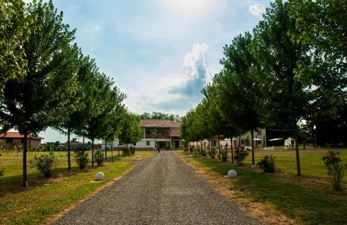 Bregnano Bed & Breakfast | Azienda agricola La Macina
