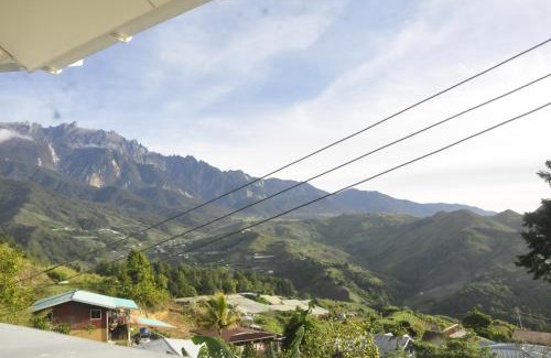 Kundasang House | Azrien Homestay Kundasang