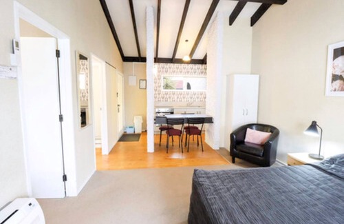 Palmerston North Hotel | Aztec Motel