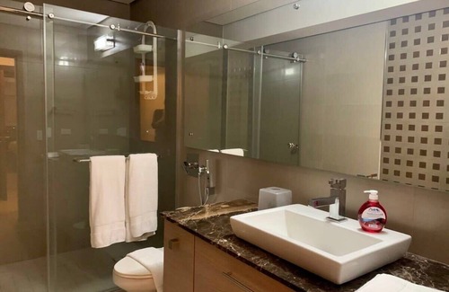 Costa del Este Apartment | Azteca Cafe I Morden 1 Bed Apt in Costa del Este