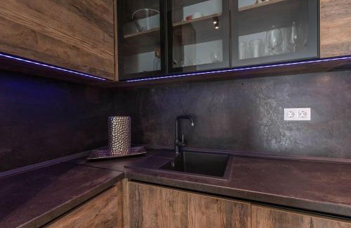 Saints Constantine and Helena Apartment | Azur Deluxe Apartment