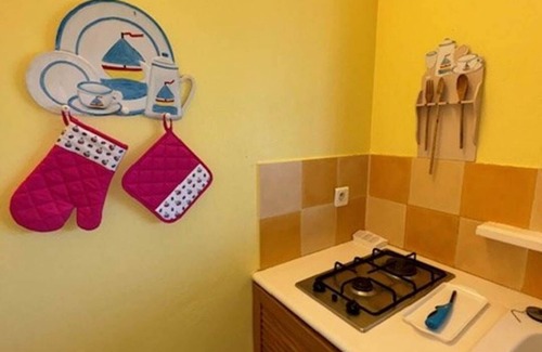 Bas Vent Apartment | AZUR Bungalow: independent accommodation for 2 people with sea view and private jacuzzi