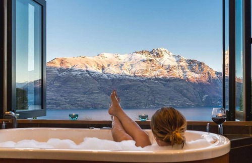 Sunshine Bay Cabin | Azur Luxury Lodge