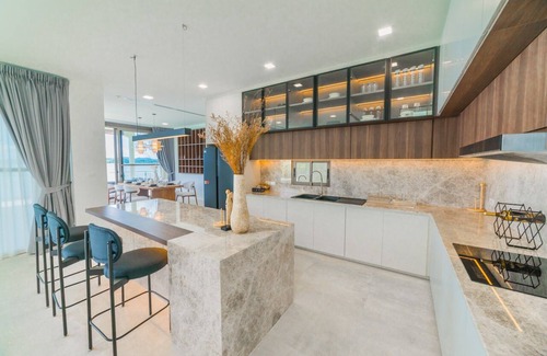 Pa Klok Villa | Azure Beachfront Villa Phuket