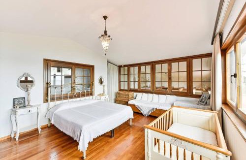Mola Kalyva Villa | Azure Coast Seafront Retreat