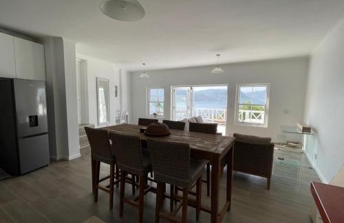 Simon's Town Apartment | Azure Cottage Simonstown