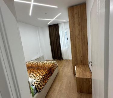 Shengjin Apartment | Azure Elegance