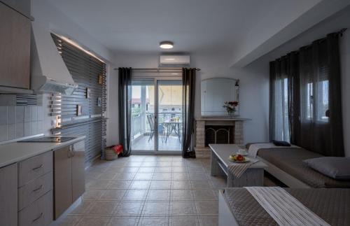 Elia Apartment | Azure Nikiti