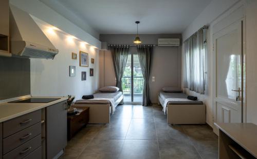 Elia Apartment | Azure Nikiti