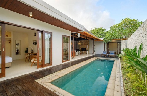 Pecatu Villa | Azure Private Pool Villa 15 min - Uluwatu Beach