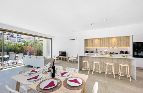 Kapparis Villa | Azure Seaview - Garnet Villa - Stunning Seaview Stay