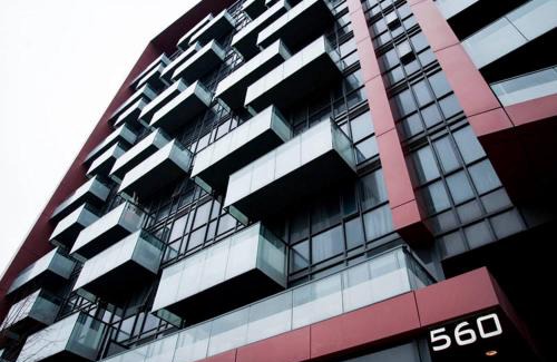 Wellington Place Apartment | Azure Suites