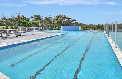 Caves Beach Villa | Azure Tides at Caves Beach Villas