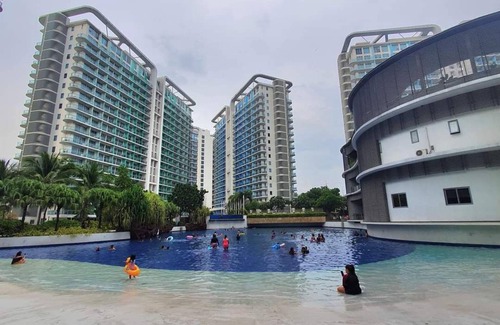 Paranaque Condo | Azure Urban Resort Residences Staycation By RobbyP