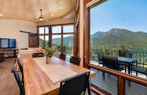 Estes Park House | Azure Vista Vacation Home at Windcliff home