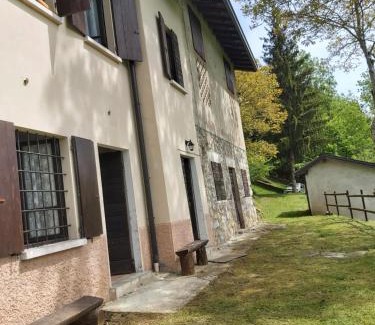 Azzone House | Azzone Cascina nel verde
