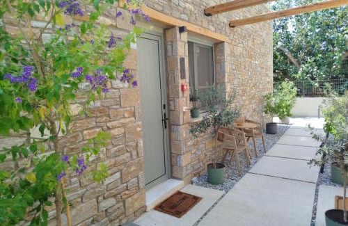 Potos Hotel | Azzure Luxury Suites