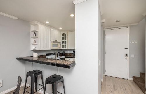 Townsite Apartment | B-304 Seaside Villa