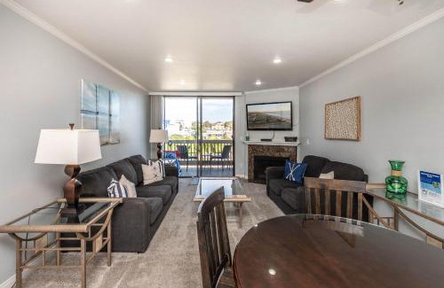 Townsite Apartment | B-304 Seaside Villa