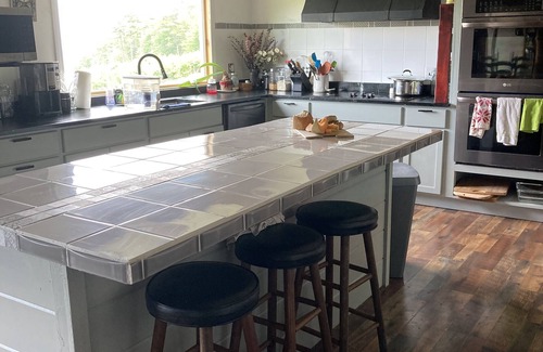 Cornish Bed & Breakfast | B&B 1Queen sleeps 2. Owner occupied