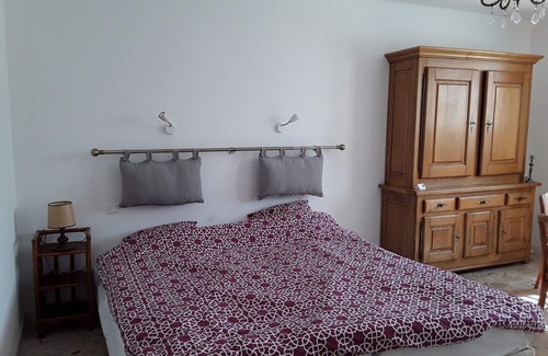 Bagnols-en-Foret House | B&B 3 people .