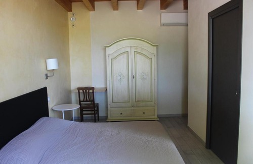 San Faustino-Madonnina-Quattroville Bed & Breakfast | B&B Ai Prati