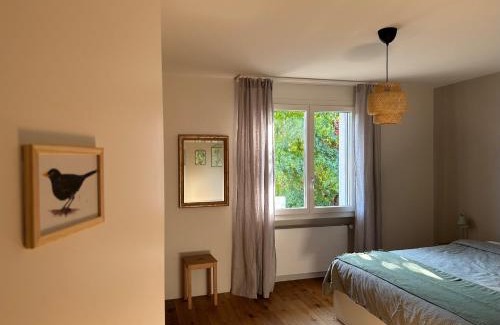 Suhr Bed & Breakfast | B&B Amsel und Meise - privates Zimmer mit Gemeinschaftsräumen