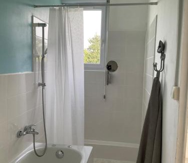 Saint-Pierre-du-Chemin Bed & Breakfast | B&B at 3 La Brionniere