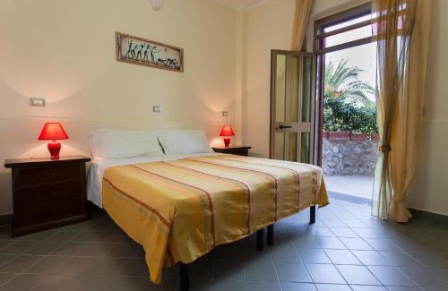 Brancaleone Marina Bed & Breakfast | B&B Casa Cosmano