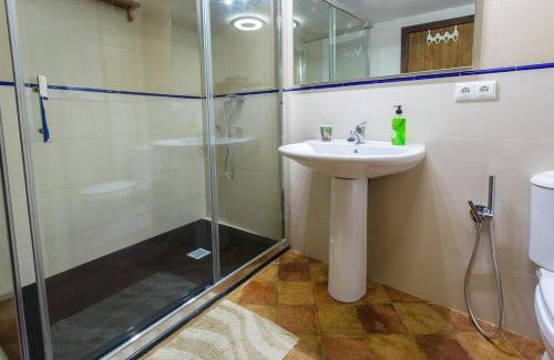 El Grado House | B&B Casa Forcada