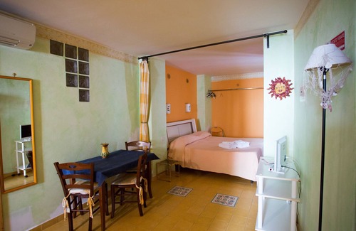 Scilla Bed & Breakfast | B&B Casa Vela - Sole Studio (no balcony)