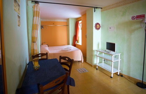 Scilla Bed & Breakfast | B&B Casa Vela - Sole Studio (no balcony)