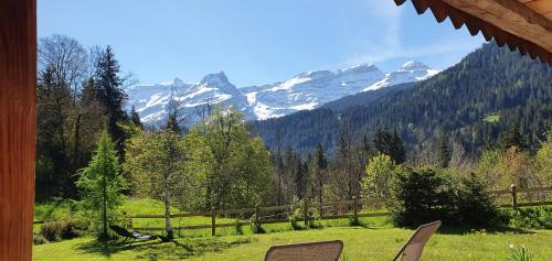 Vers L'Eglise Bed & Breakfast | B&B Chalet la Croisée