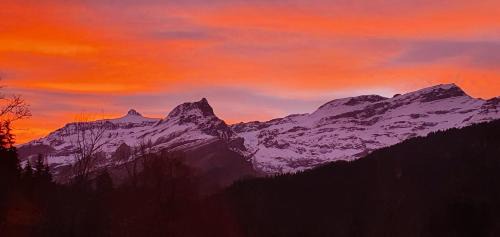Vers L'Eglise Bed & Breakfast | B&B Chalet la Croisée