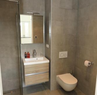 Amsterdam East Bed & Breakfast | B&B De Zwanebloem