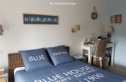 Tournus House | B & B Des Histoires d'Anges/Pomme de Touline Room