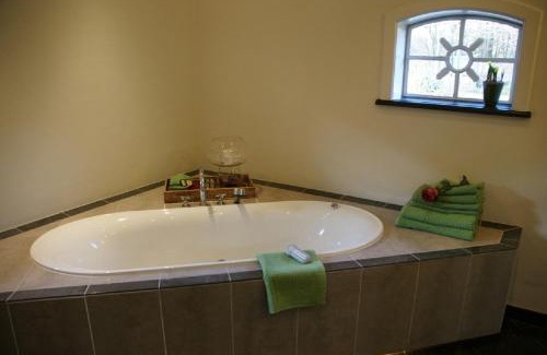 Municipality of Heumen Bed & Breakfast | B&B Farmhouse De Loksheuvel