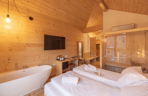Pieve di Cadore Bed & Breakfast | B&B GIALLO - Genzianella Wellness Room