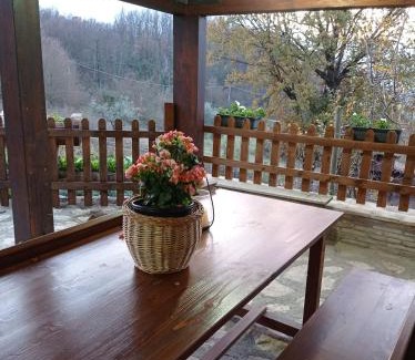 Colli al Volturno Bed & Breakfast | B&B Giallo Siena