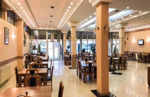 Kolovicë Hotel | B&B GOLDEN Hotel