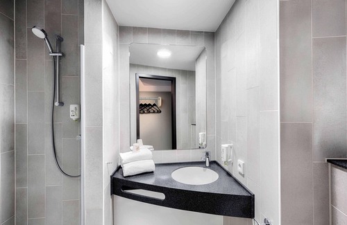 Oberbilk Hotel | B&B Hotel Düsseldorf City-Süd